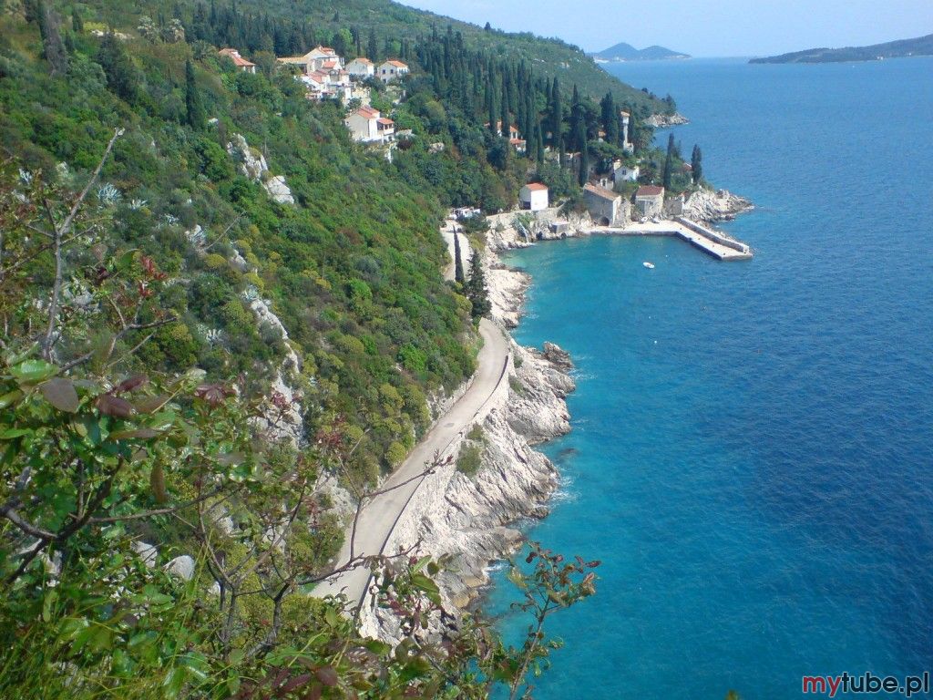 Jeśli marzą ci się wakacje w pięknej Chorwacji, warto abyś zdecydował się spędzić urlop w regionie jakim jest Dalmacja. Od lat tereny te cieszą się niesłabnącą popularnością wśród turystów. Na uwagę zasługuje tutaj niewielka...