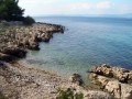 Sutivan to mała miejscowość położona na wyspie Brac w pobliżu jednego z jej największych portów - miejscowości Supetar, do której codziennie kursują promy ze Splitu, który oddalony jest zaledwie o 13 kilometrów od miasteczka. Miejscowość...