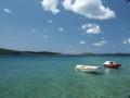Žaborić jest niewielką mieściną znajdująca się w w malowniczej części Chorwacji. Mowa o Dalmacji, która jest niezwykle atrakcyjnym turystycznie miejscem. Piękne plaże, wspaniała pogoda, liczne hotele, apartamenty i kwatery prywatne, które...